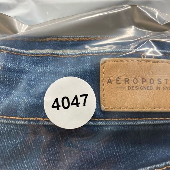 Aeropostal high waisted ankle jegging 4 distressed - Picture 11 of 11